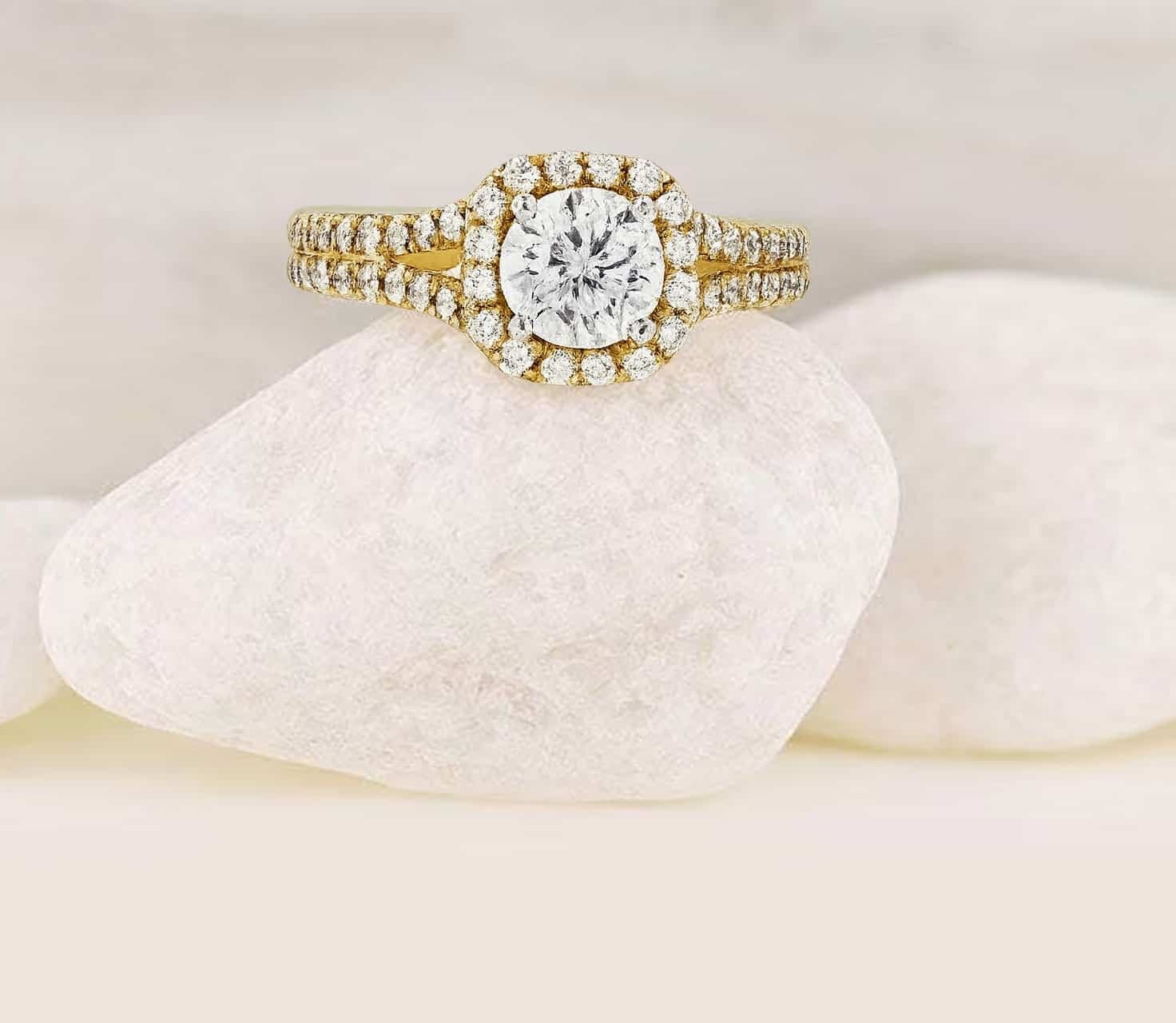 Lab Diamond Engagement Rings