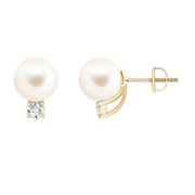 Freshwater Cultured Pearl Studs