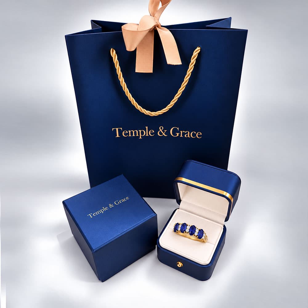 Jewellery box and stylish gift bag