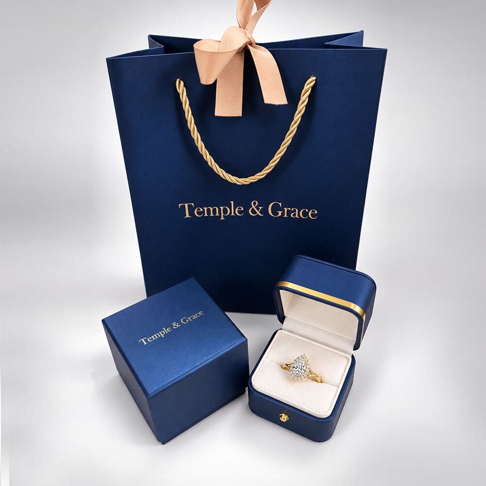 Jewellery box and stylish gift bag