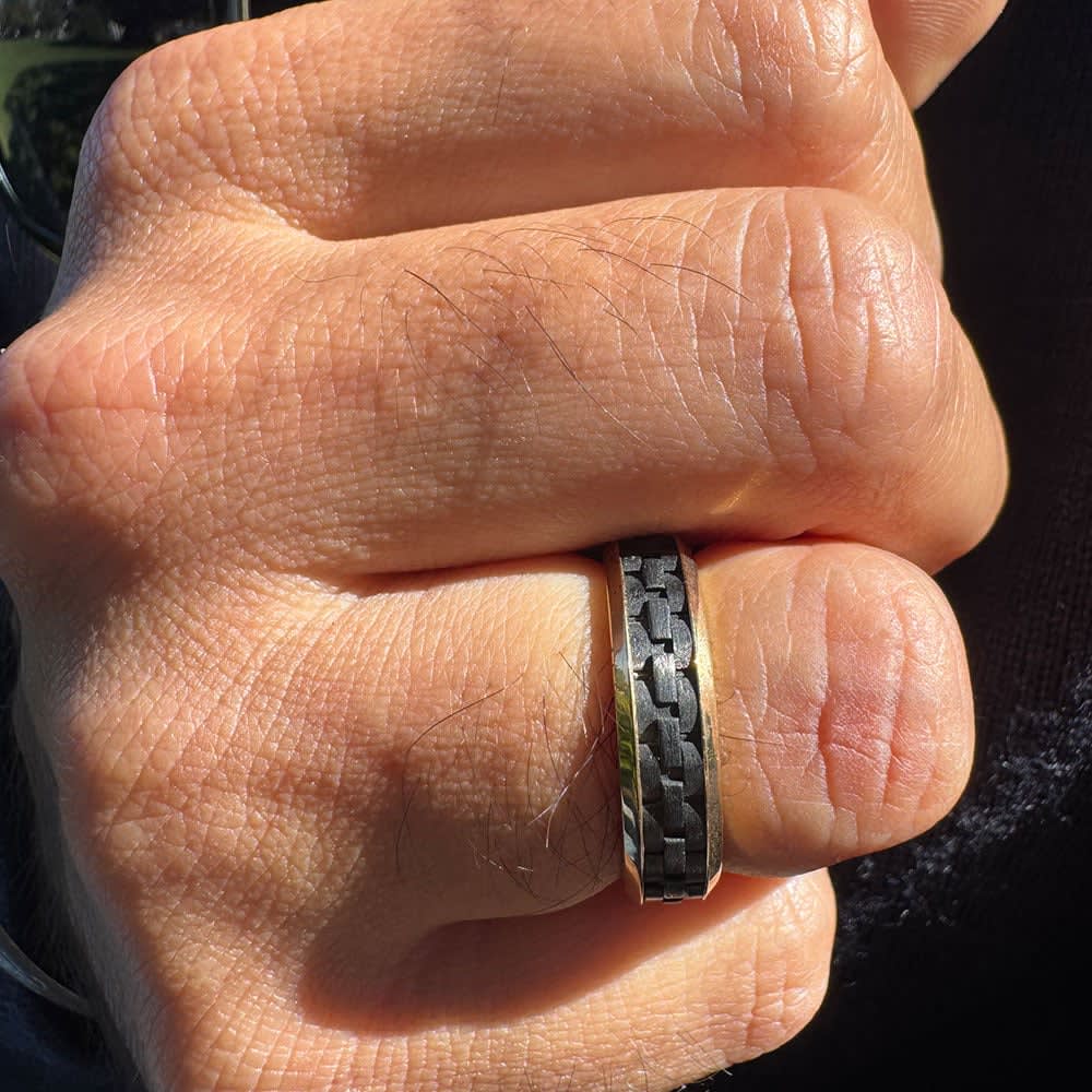 Carbon Fibre Mens wedding ring 597B00