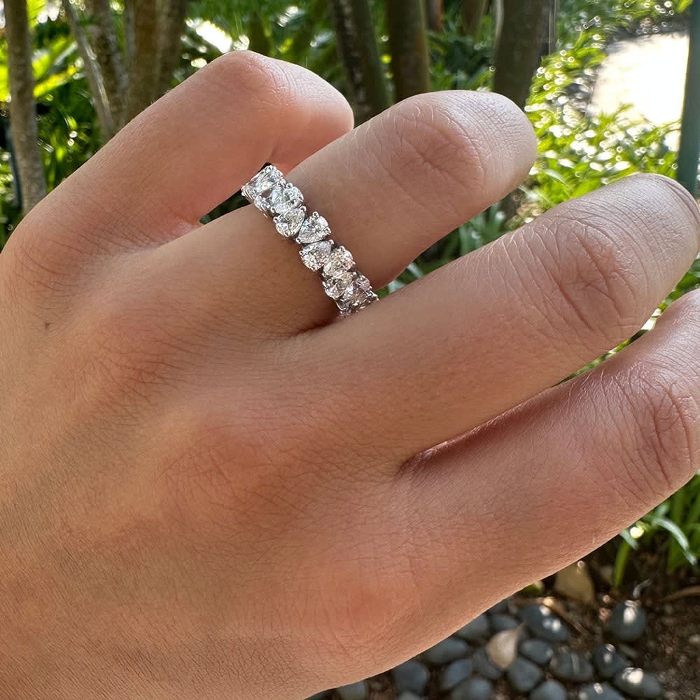 Pear shaped diamond ring