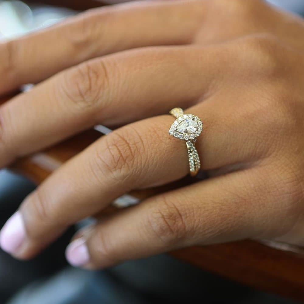 1 carat pear natural diamond engagement ring