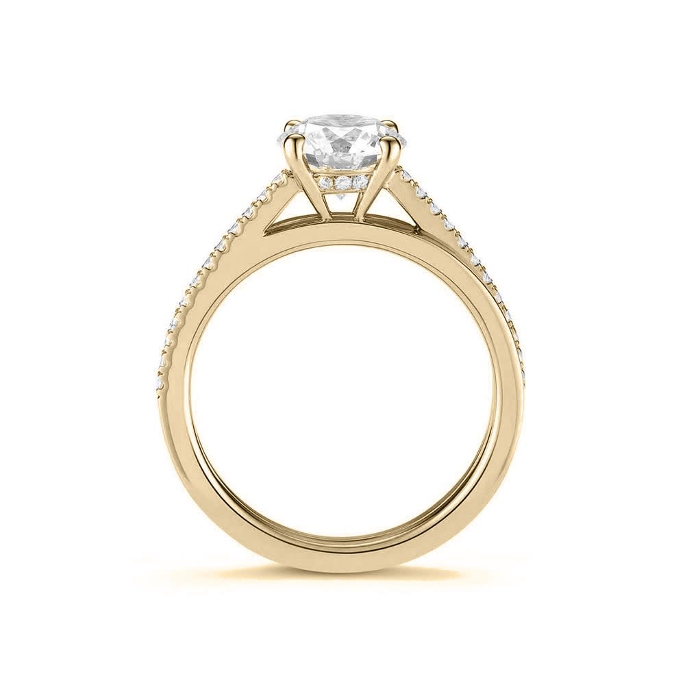 Round Brilliant Diamond Engagement Rose Gold Pave Band