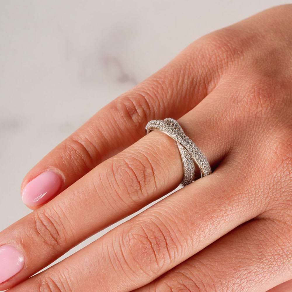 Pave overlap ring