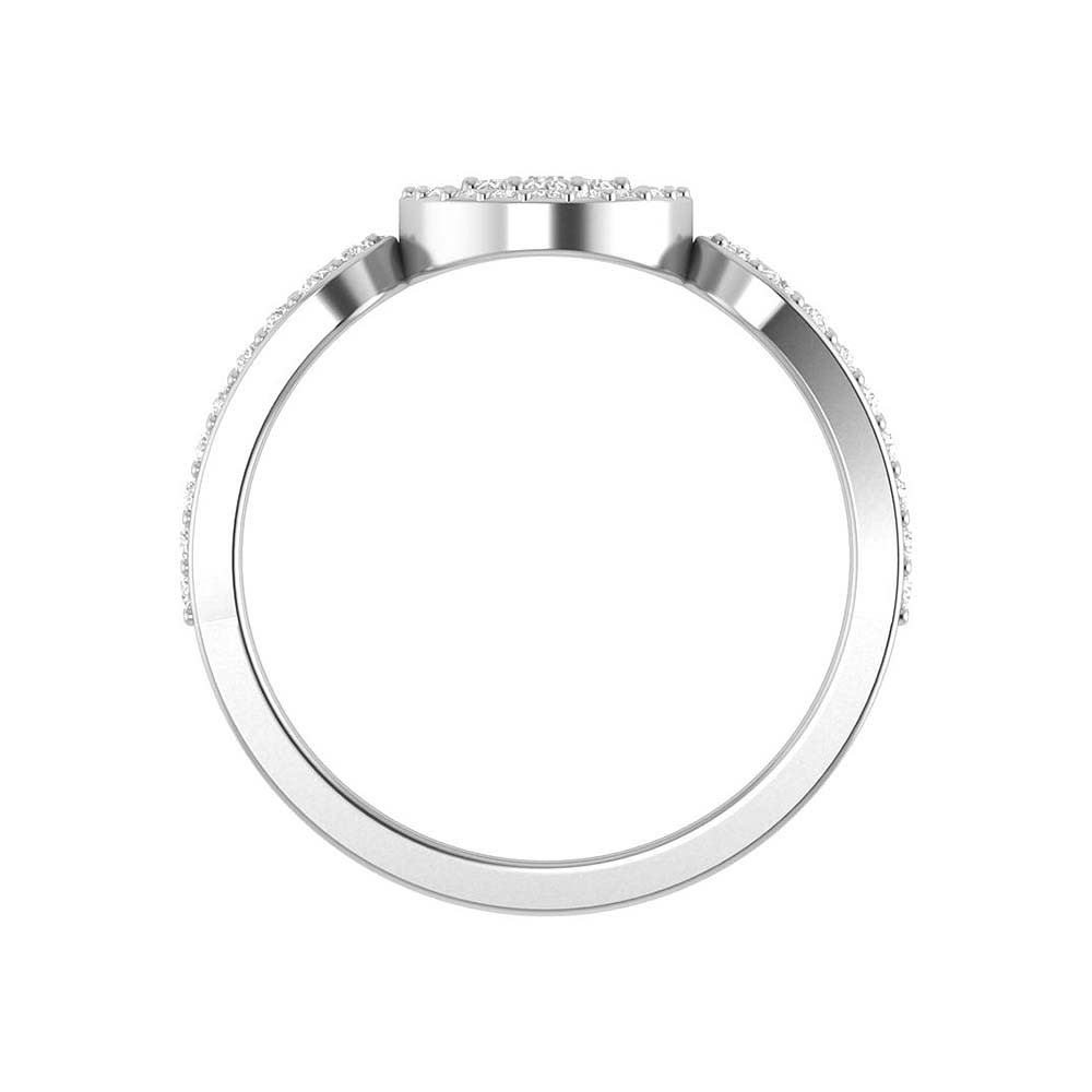 Pave circle design and natural diamonds