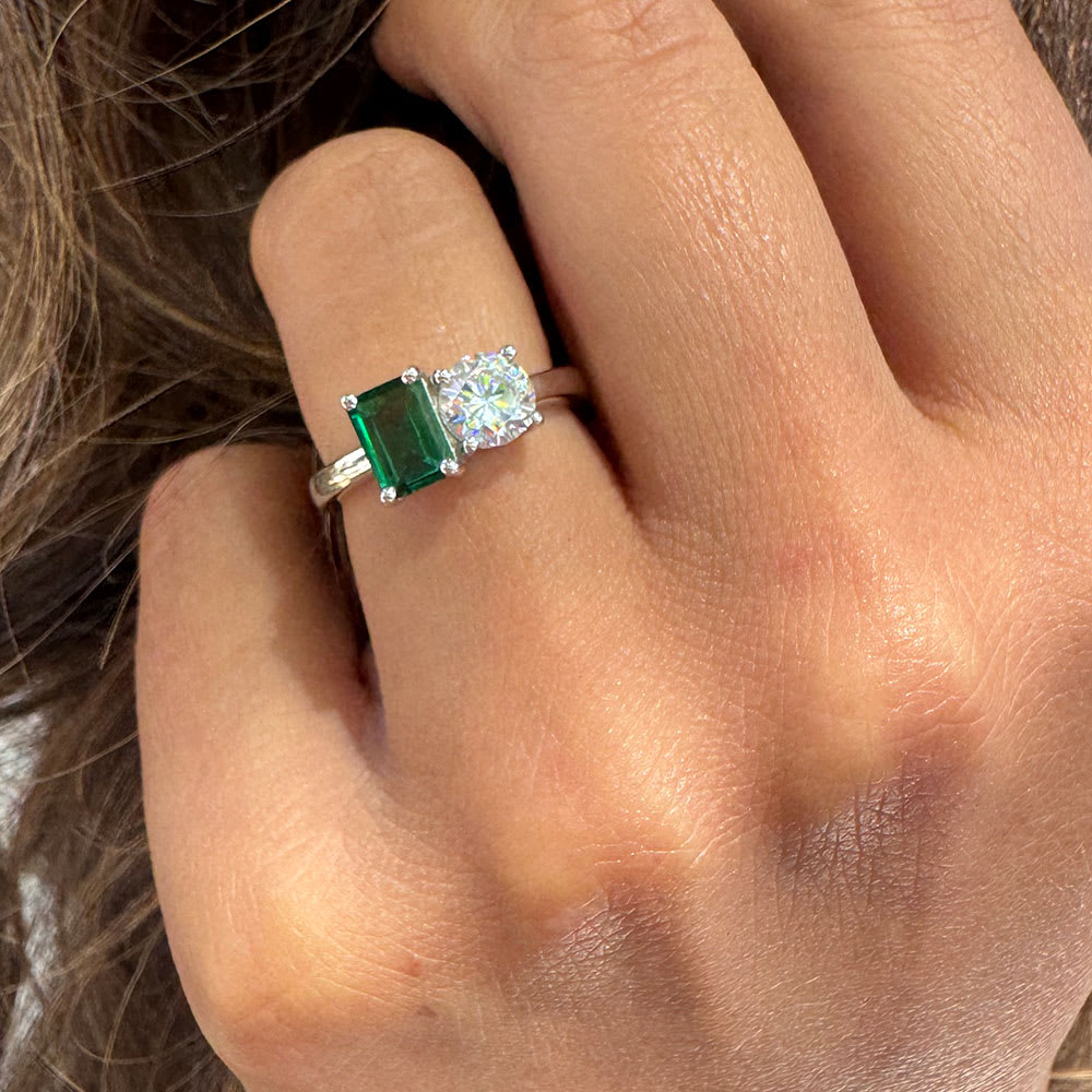 Lab diamond and green emerald toi et moi engagement ring