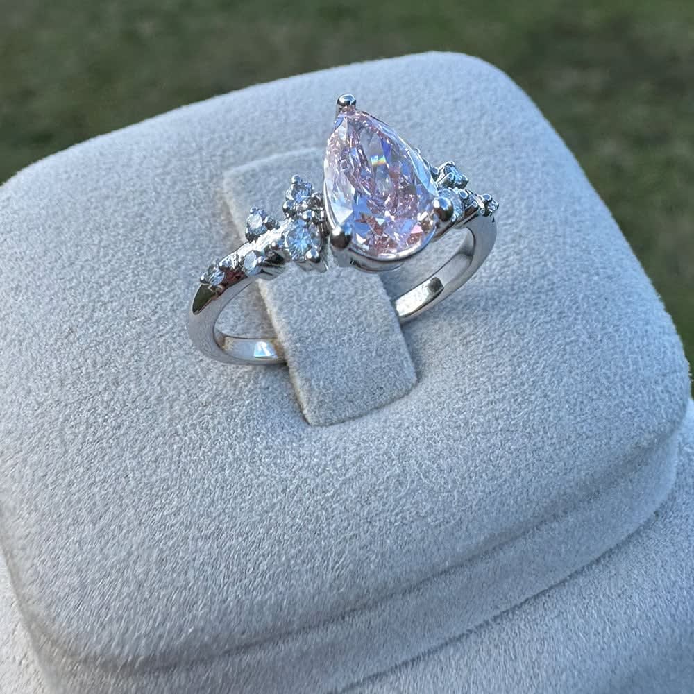 Pear cut pink lab diamond ring