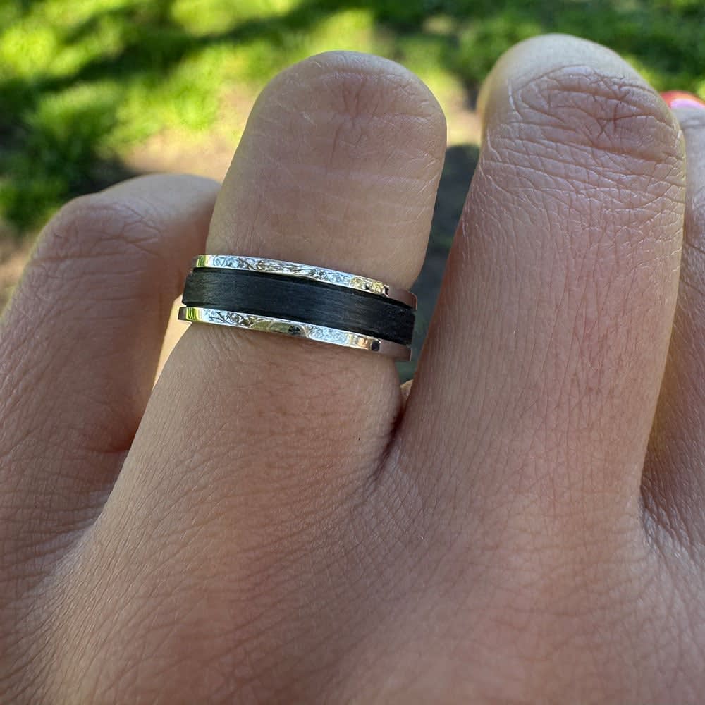 6mm carbon fiber with white gold