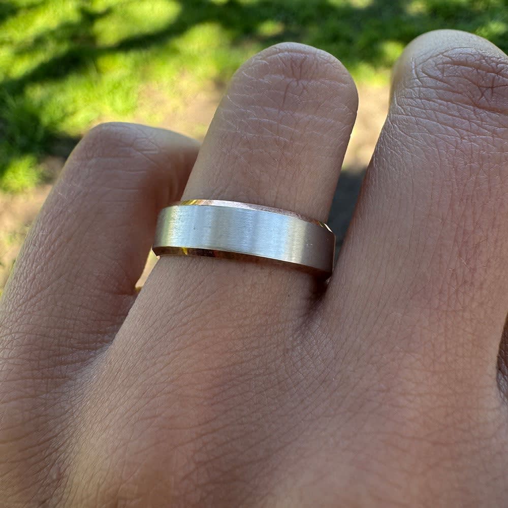 6mm bevel edge ring in 9k