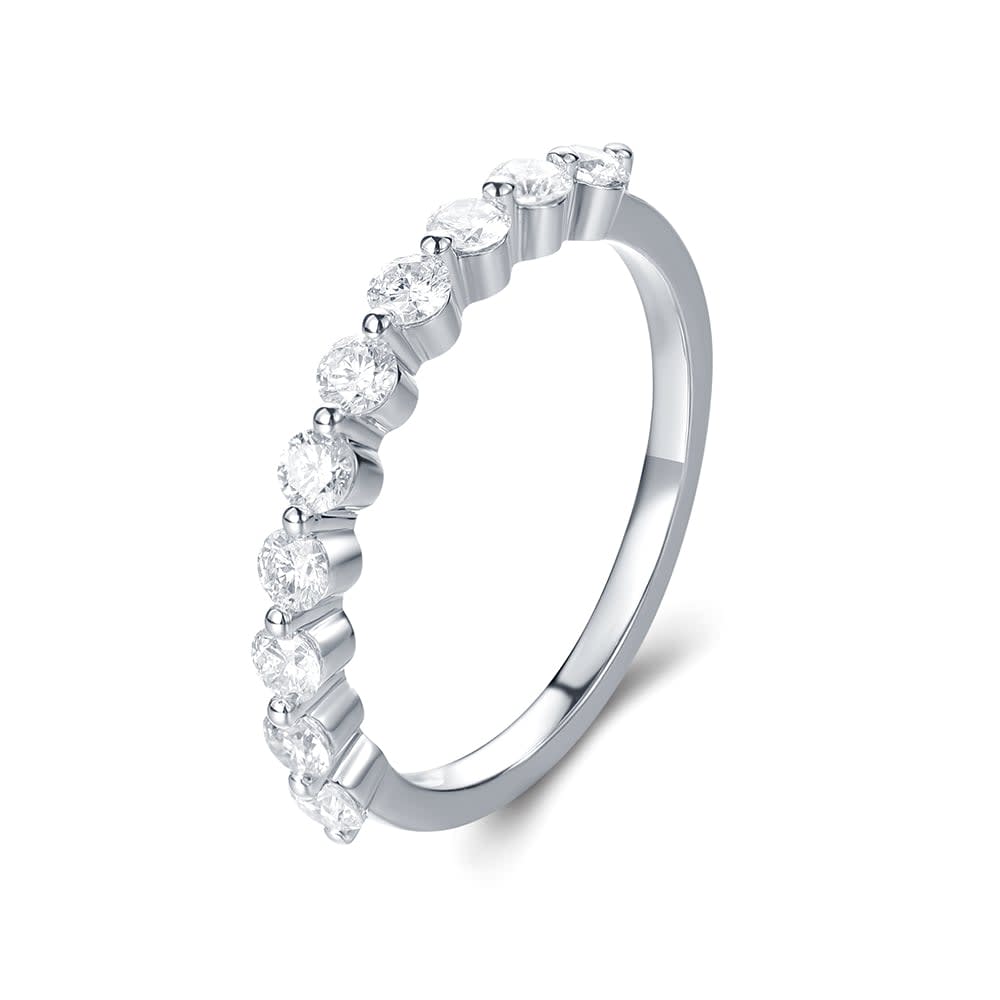 2 claw Diamond Wedding Band in white gold