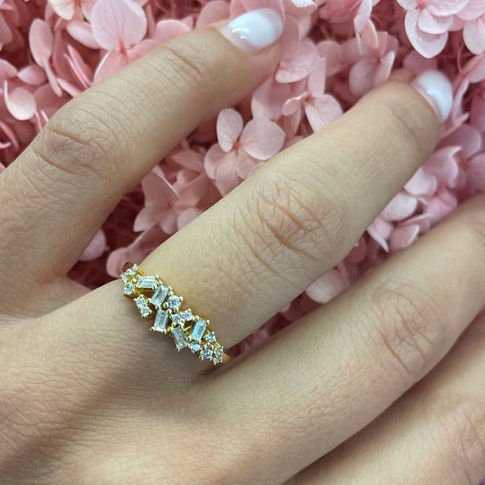 Multi Shape stakable Ring in yellow gold