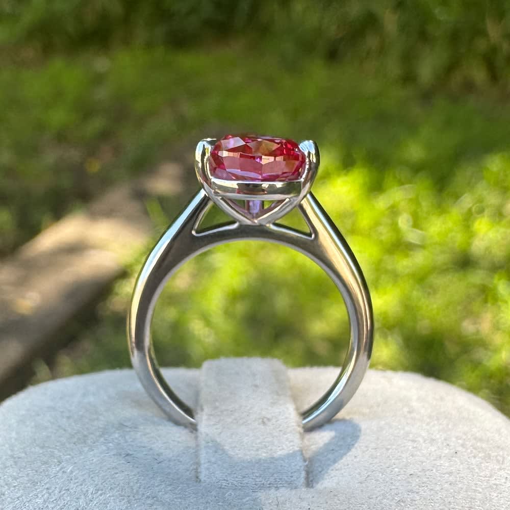 Fancy vivid pink pear diamond ring