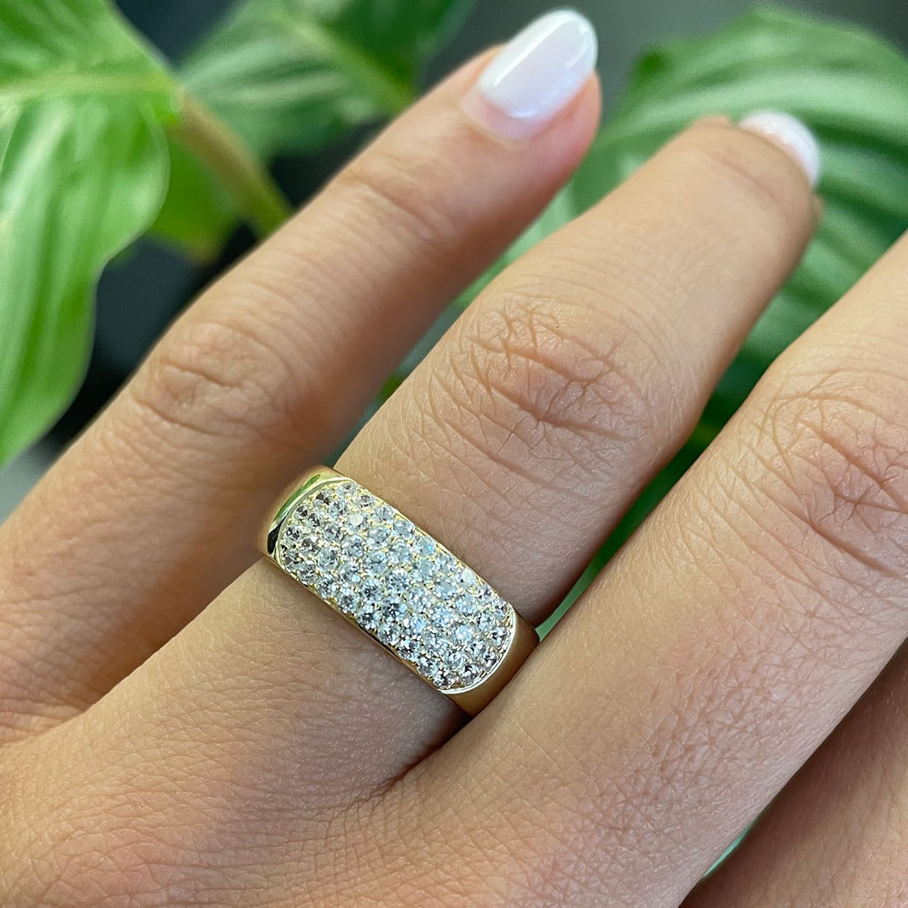 womens diamond ring J1993