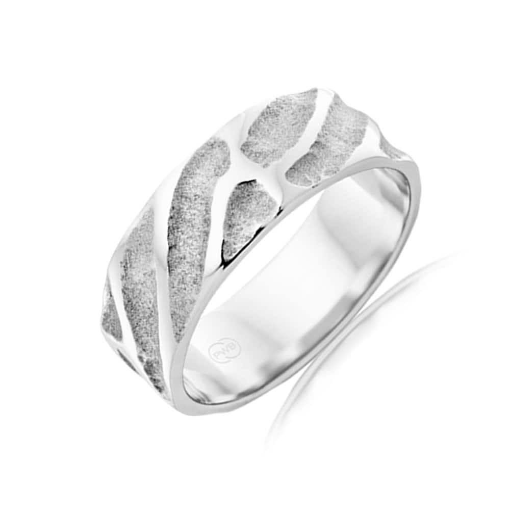 Carved Mens Ring J3618
