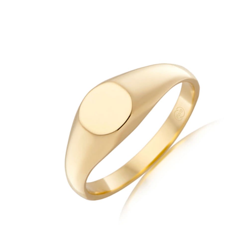 Signet Wedding Band In Oval Shape