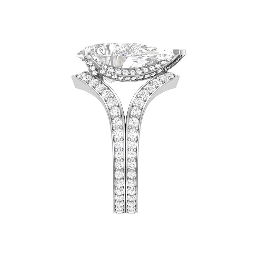 Split band with Lab pear cut diamond