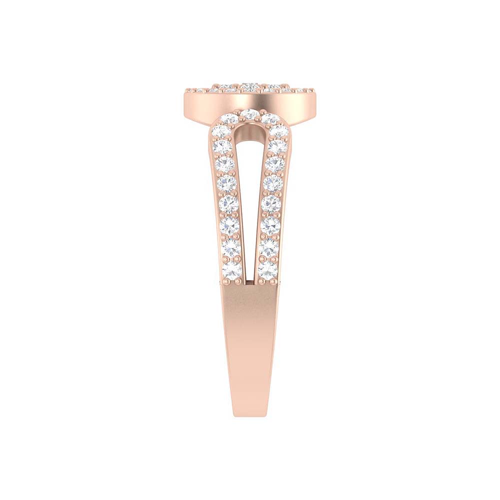 Pave circle design and natural diamonds