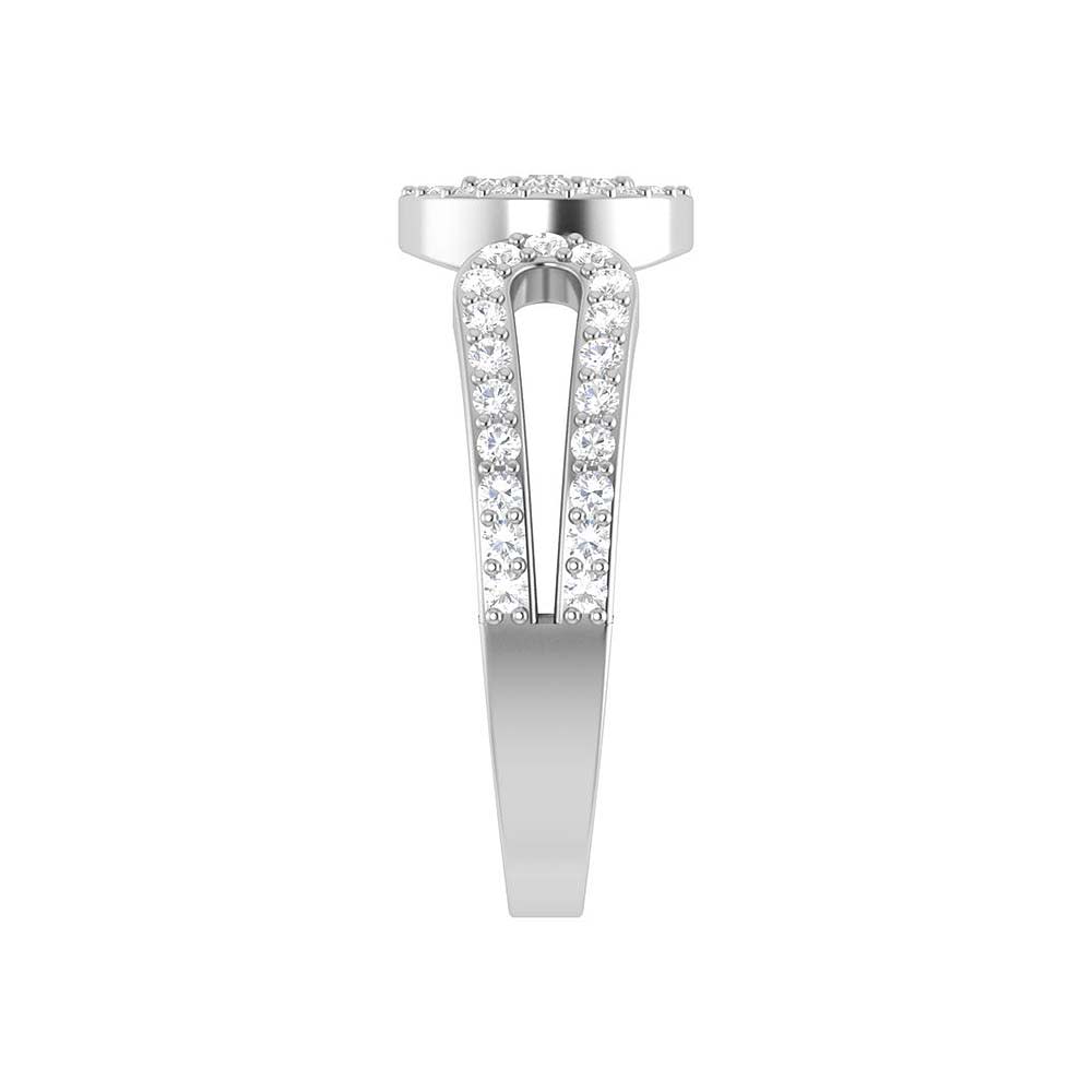 Pave circle design and natural diamonds