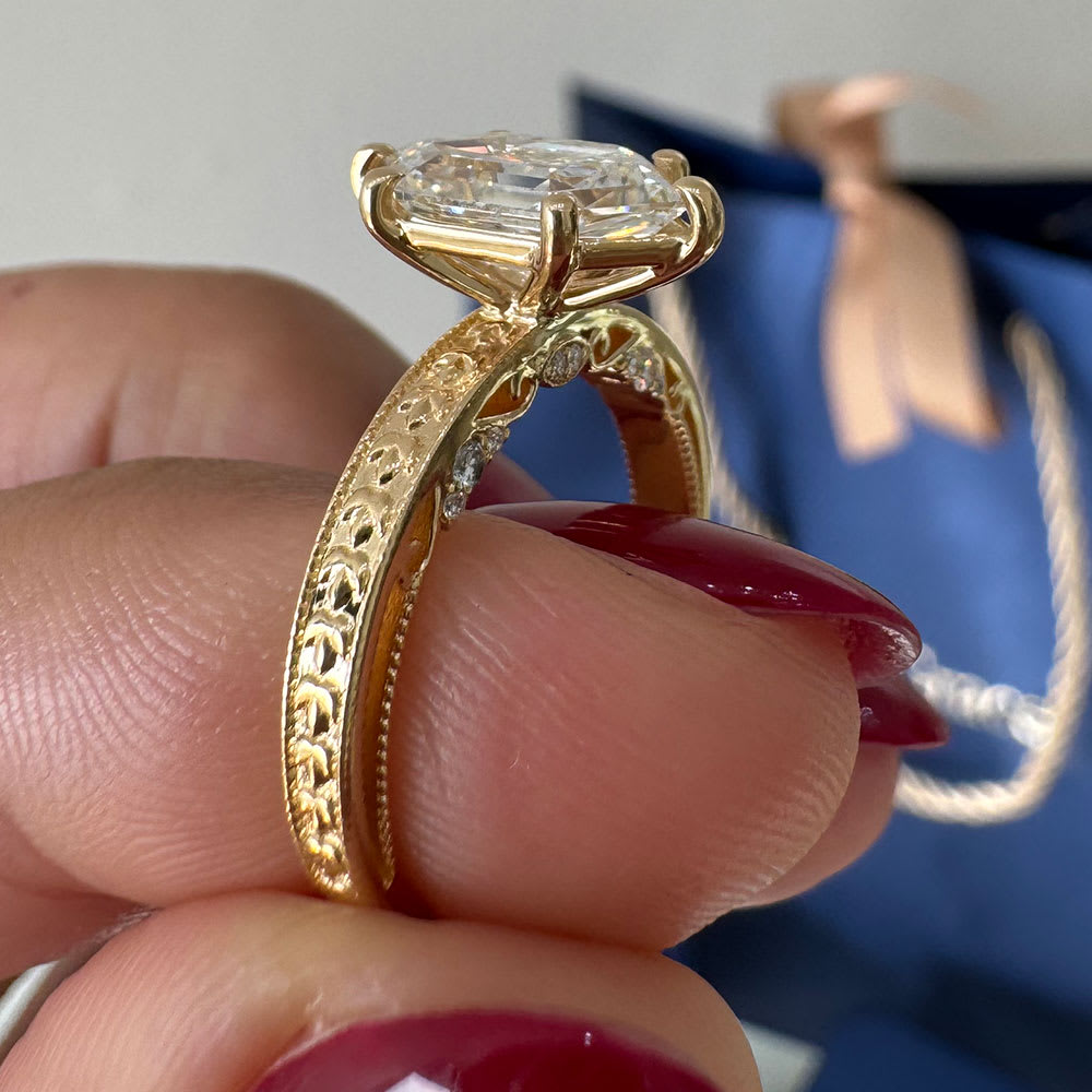 Step cut Dutch marquise on a vintage band
