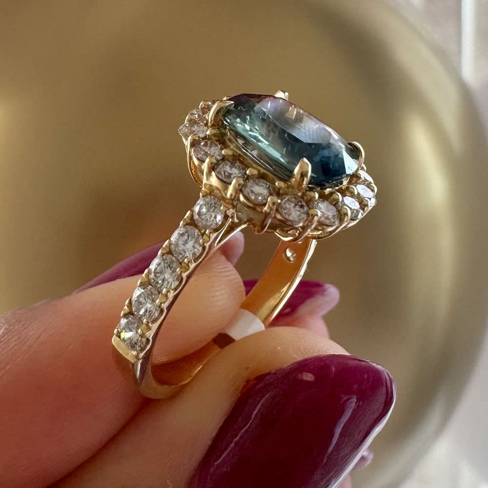 3 carat natural parti sapphire and diamond