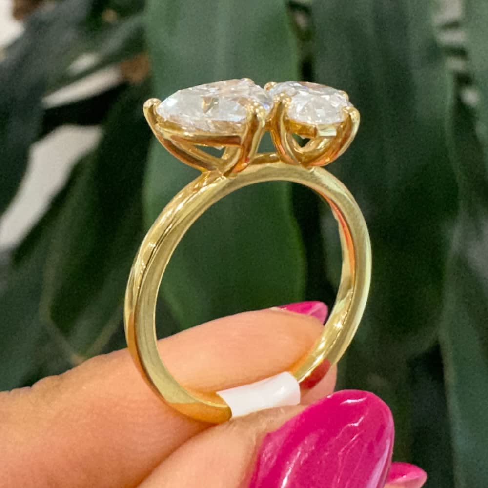 Heart and pear Toi et moi ring