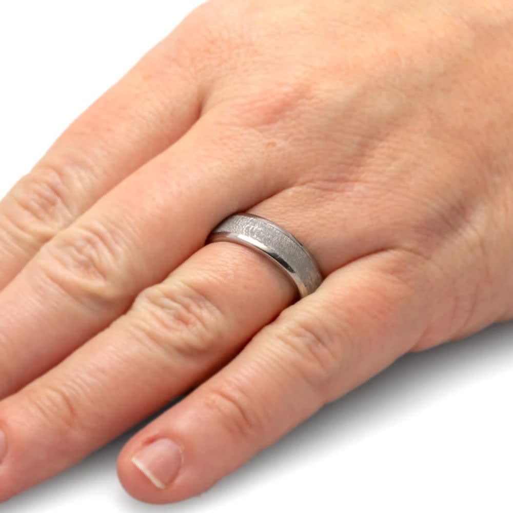 8mm Mens meteorite ring in titanium