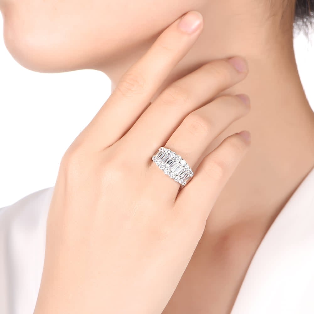 Baguette and Round Diamond Dress ring Platinum