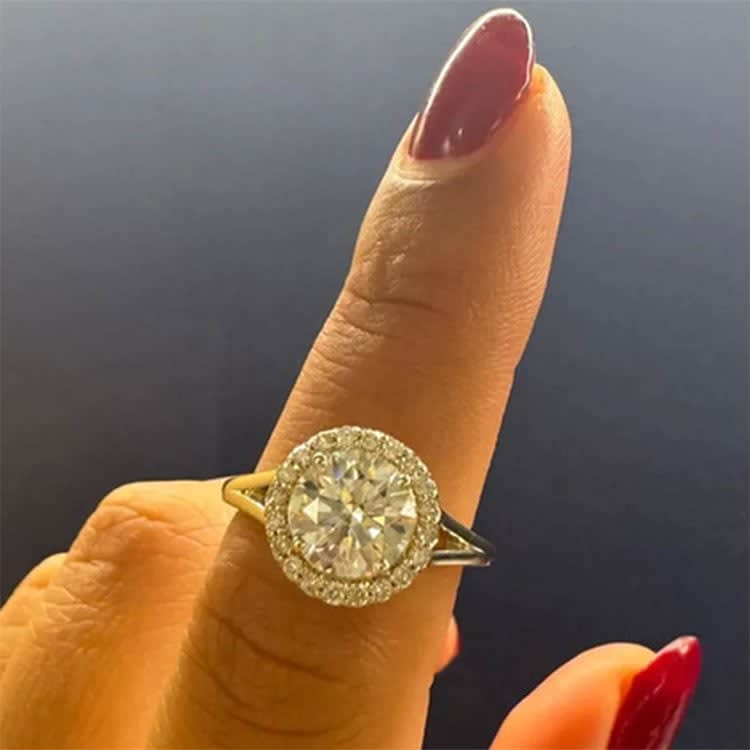 2ct E VVS1 round diamond ring