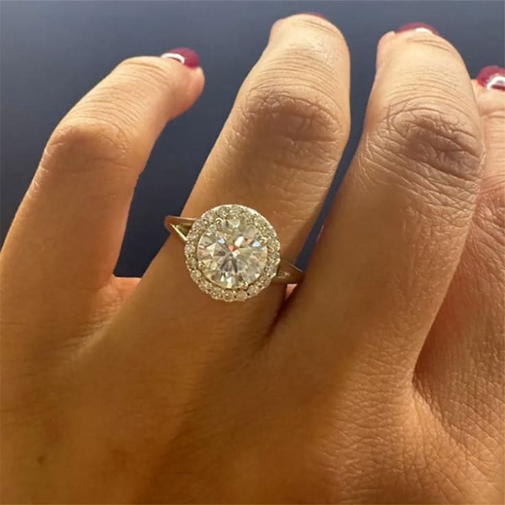 2ct E VVS1 round diamond ring