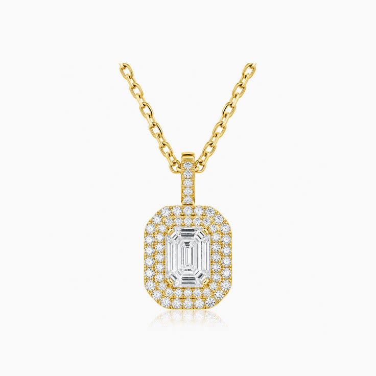 Emerald cluster Pendant