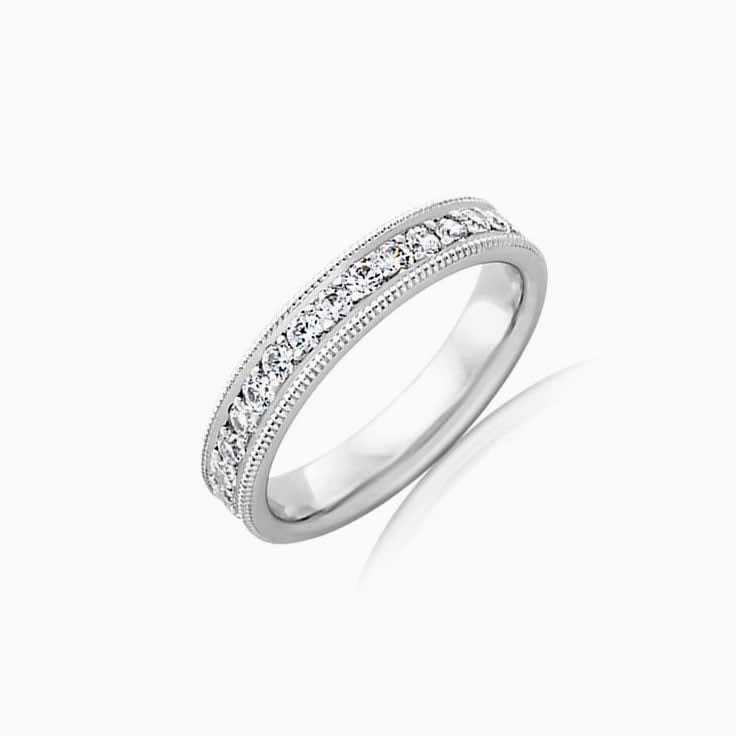 Pave set with miligrain edges F4101