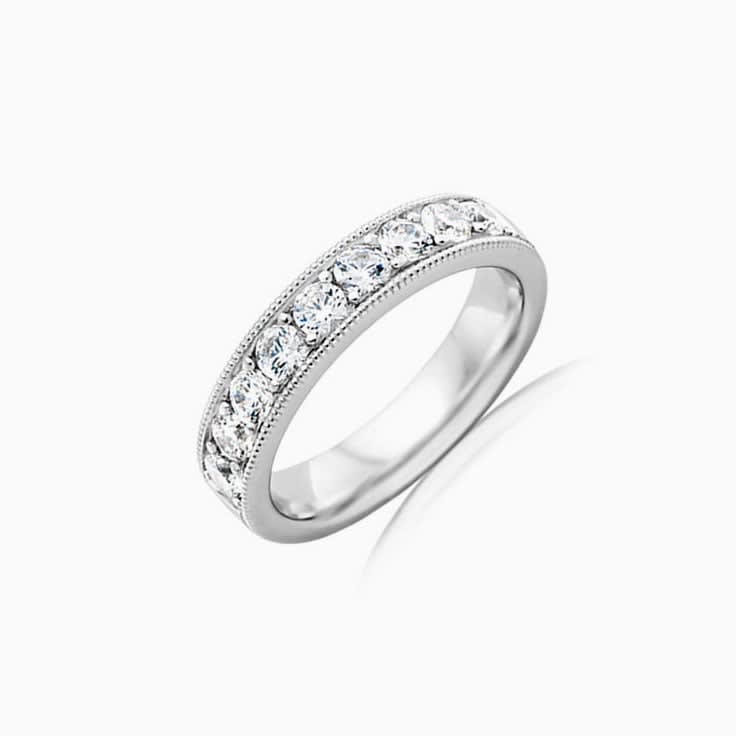 Pave set with miligrain ring HR4120