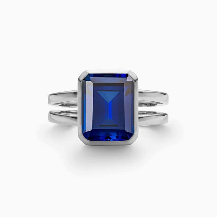 Emerald Cut Sapphire On Split Shank Band