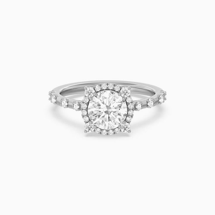 Lab Grown Elegant Round Diamond Engagement Ring
