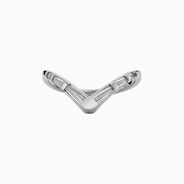 V shaped wedding ring with tapper baguette