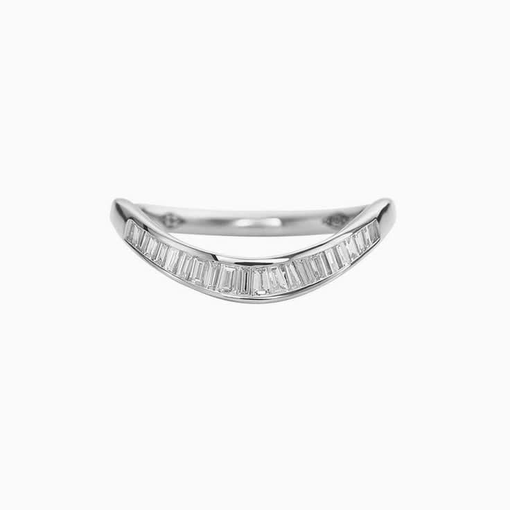 Baguette tiara wedding band