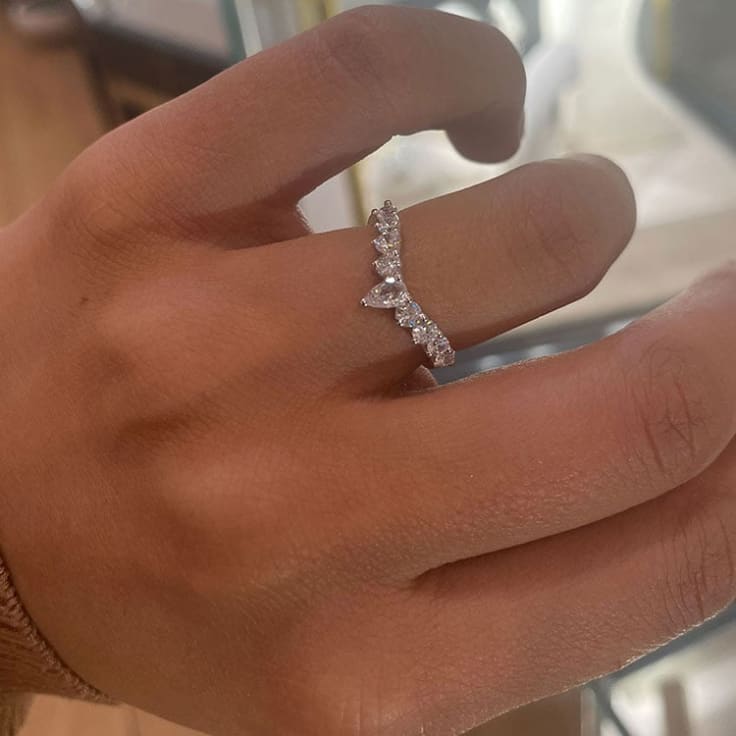 Pear and round diamond tiara ring