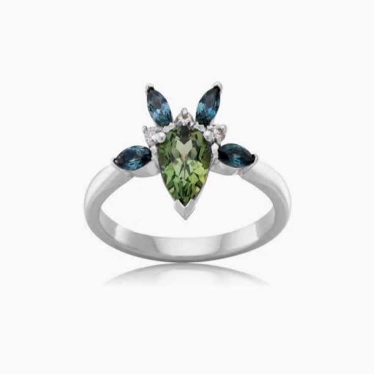 Peridot and sapphire ring