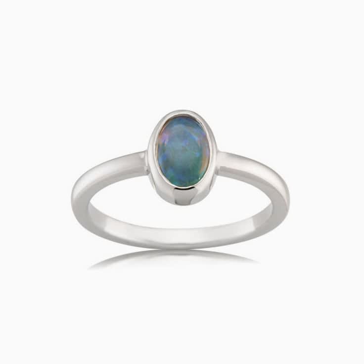 Bezel opal ring