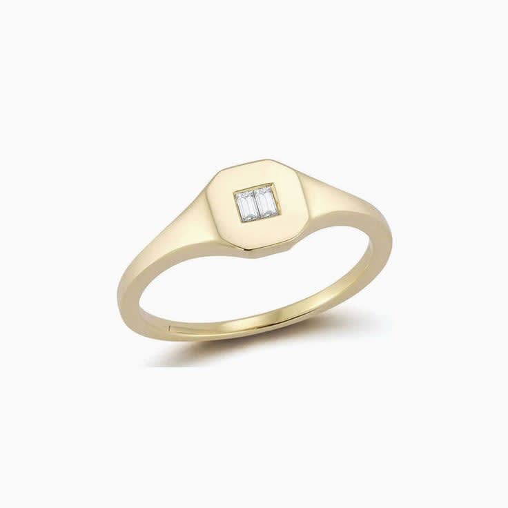 Baguette signet ring