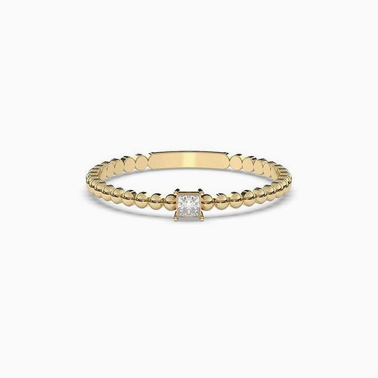 10 points princess cut diamond ring