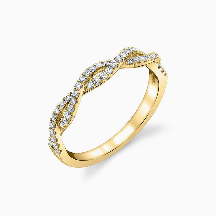 Round Cut Spiral Wedding Band