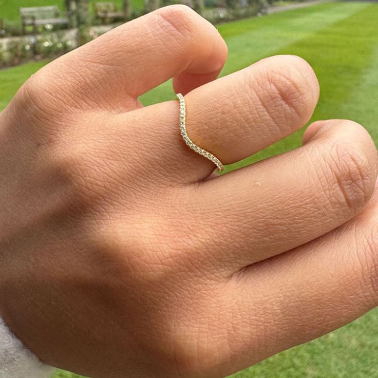 U Shape Diamond Curve Ring