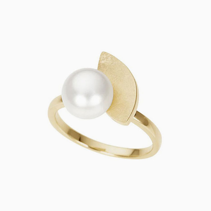 Freshwater 6mm Pearl Ladies Ring