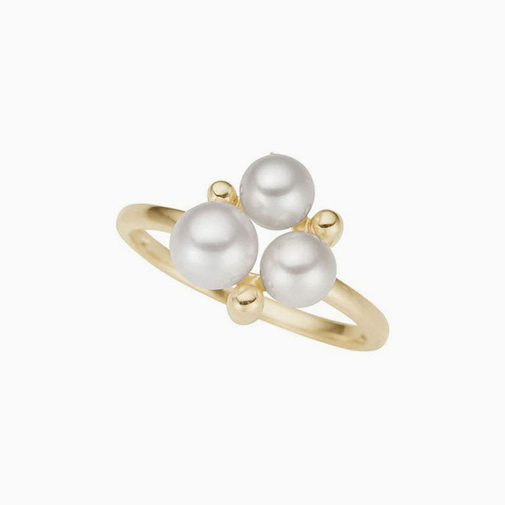 Three Pearl Freshwater Ladies Ring in Yellow Gold