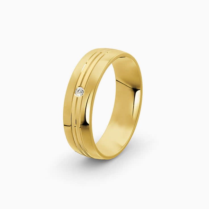 Mens ring with drop set diamond
