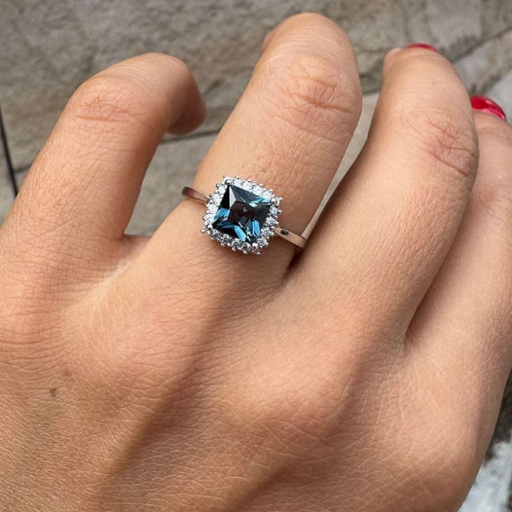 Square London Blue Topaz With Diamond