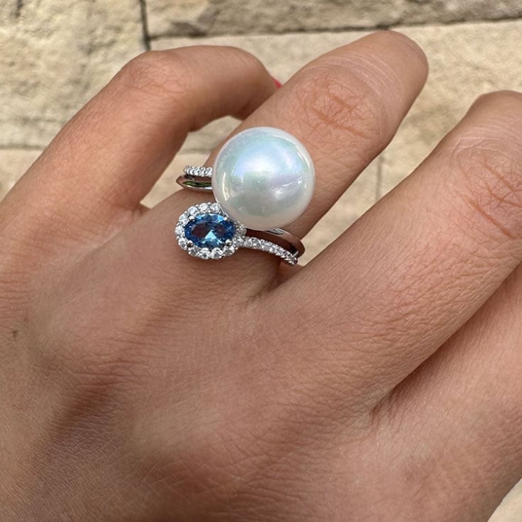 Oval London Blue Topaz with 10mm South Sea pearl