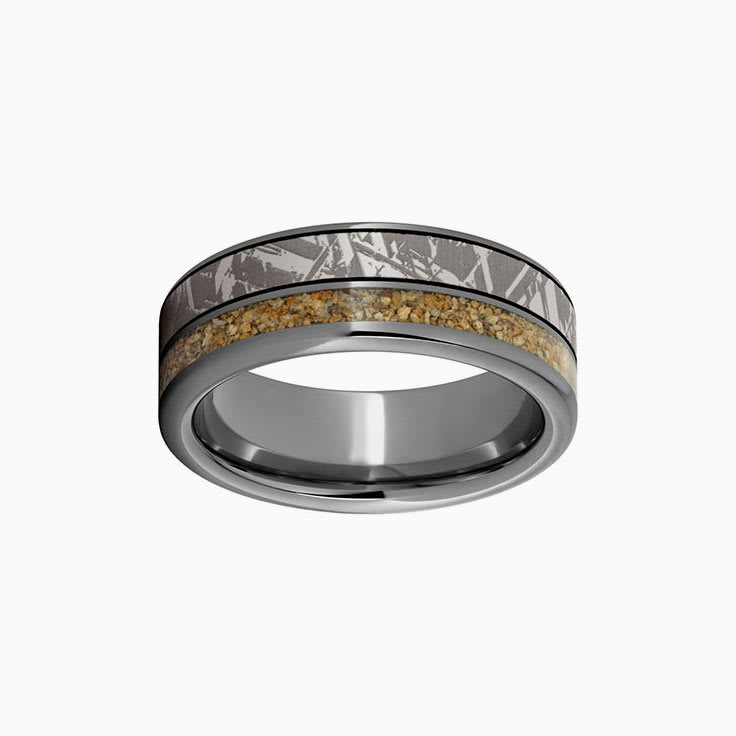 Dino fossil with meteorite pattern ring